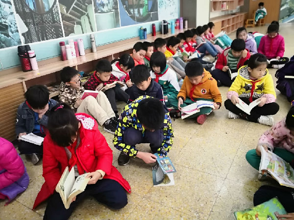 看书3.jpg